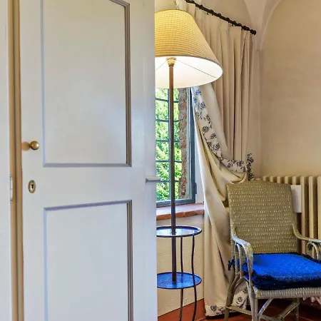 Vintage In With Garden Sandigliano